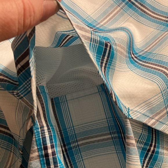 Worldwide Sportsman White Blue Plaid  Button Down Shirt, Size XXL SPF 30 - Picture 9 of 13